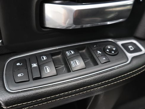 Used 2019 RAM 3500 Laramie AWD/4WD image 39