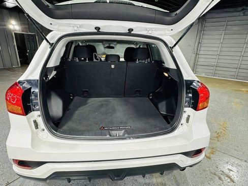 Used 2019 Mitsubishi Outlander Sport ES FWD image 25
