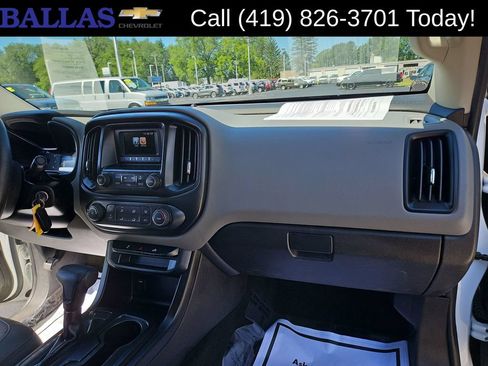 Used 2017 Chevrolet Colorado W/T RWD image 29