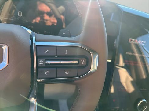 New 2026 GMC Yukon Denali image 31