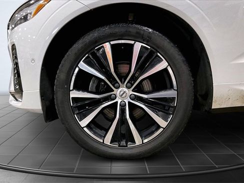 Certified 2023 Volvo XC60 B5 Plus w/ Protection Package Premier image 10