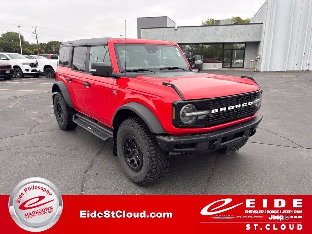 Used 2024 Ford Bronco Wildtrak AWD/4WD image 1