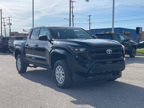New 2025 Toyota Tacoma TRD Off-Road w/ TRD Off Road Upgrade Package image 16
