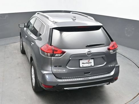 Used 2017 Nissan Rogue SV w/ SV Premium Package AWD/4WD image 28