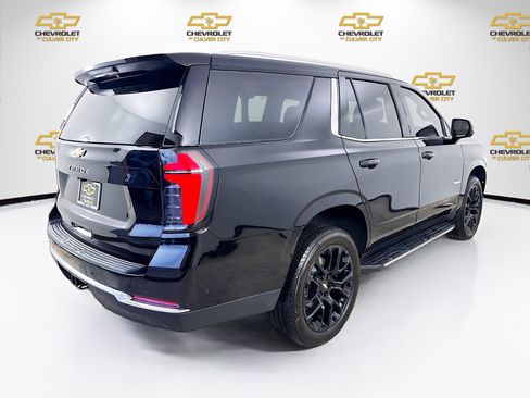Used 2025 Chevrolet Tahoe LS image 7