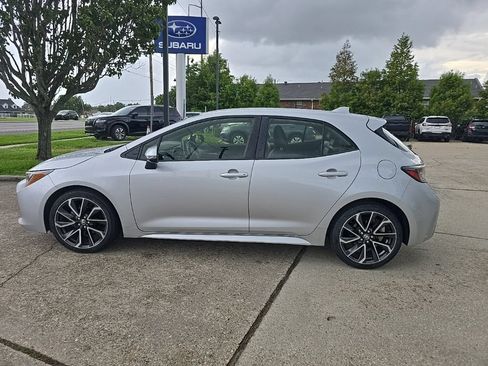 Used 2021 Toyota Corolla XSE FWD image 2