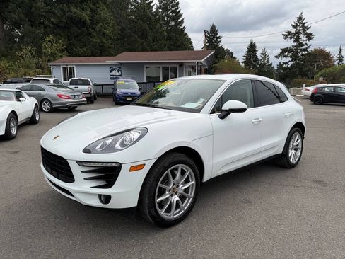 Used 2015 Porsche Macan S AWD/4WD image 36