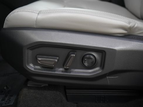 Used 2023 Toyota Tundra Limited AWD/4WD image 27