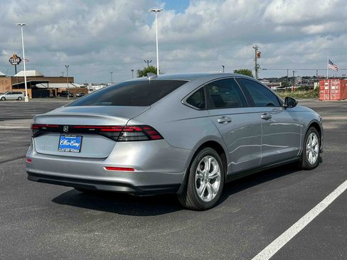 New 2026 Honda Accord LX image 6