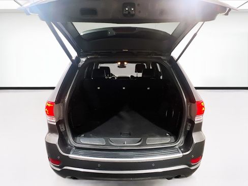 Used 2018 Jeep Grand Cherokee Limited RWD image 19