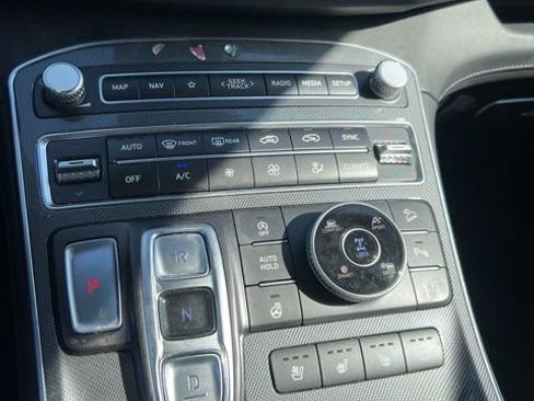 Used 2023 Hyundai Santa Fe Limited w/ Cargo Package image 11