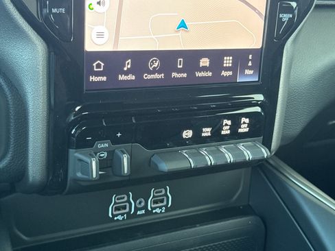 New 2026 RAM 2500 Big Horn AWD/4WD image 19