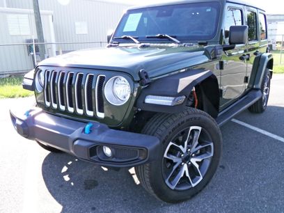 Used 2024 Jeep Wrangler Unlimited w/ Technology Group