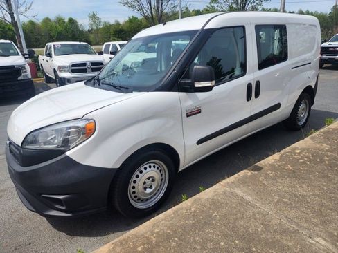 Used 2018 RAM ProMaster City Wagon image 2