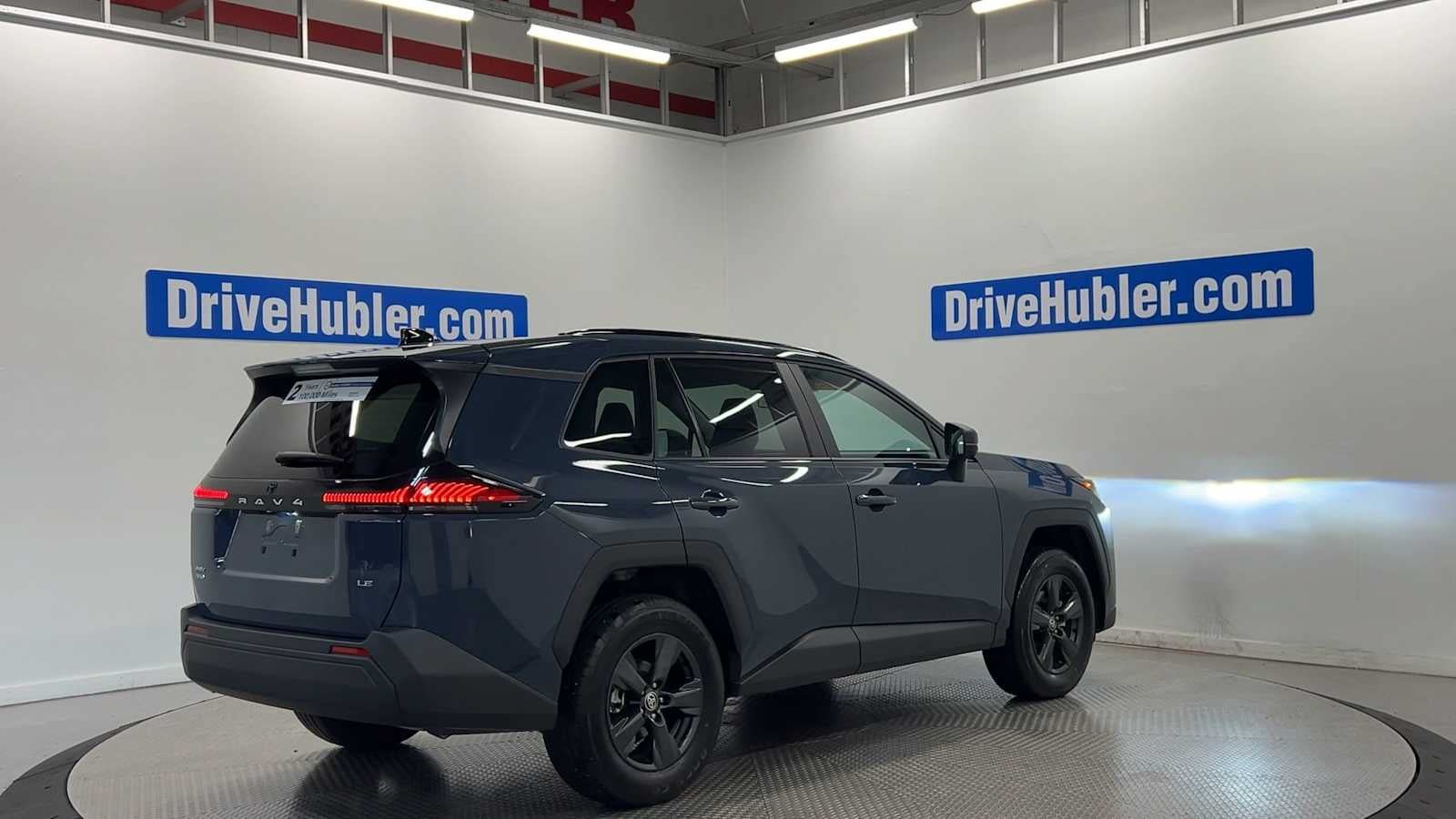 Used 2026 Toyota RAV4 LE AWD/4WD image 8