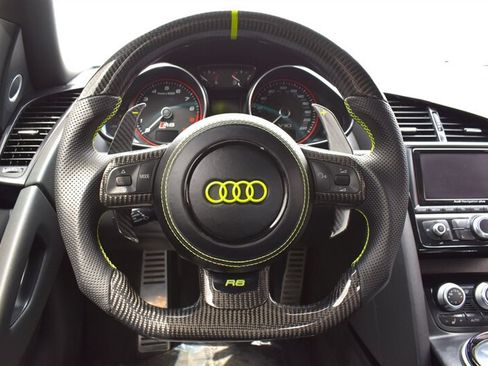 Used 2014 Audi R8 V10 AWD/4WD image 24