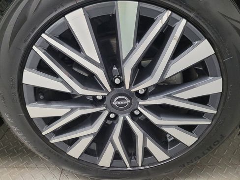 Used 2024 Nissan Altima 2.5 SV image 31