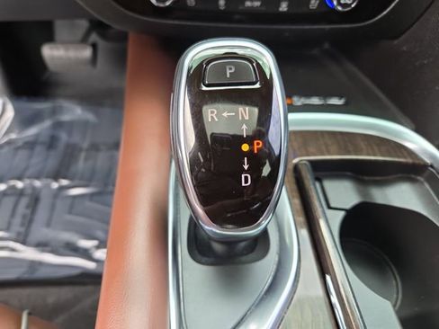 Used 2018 Buick Enclave Avenir image 30