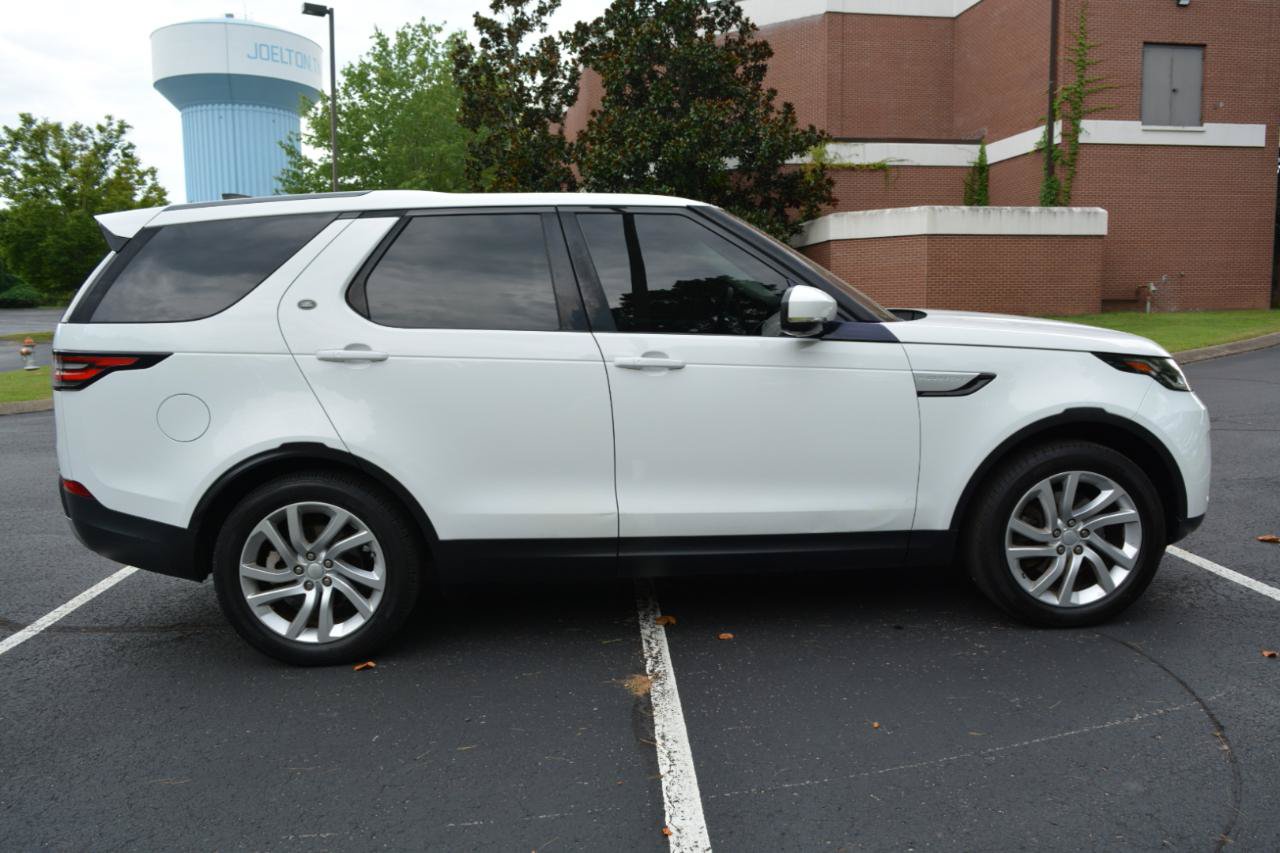 Used 2018 Land Rover Discovery HSE AWD/4WD image 4