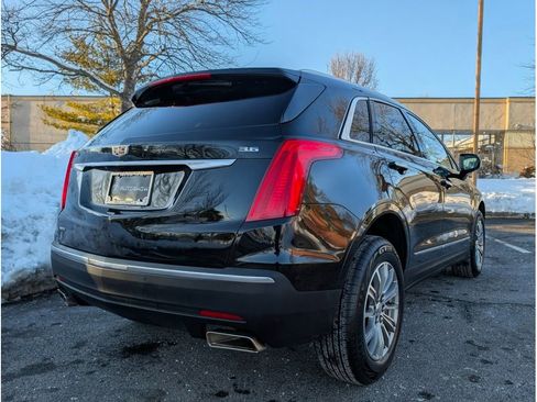 Used 2017 Cadillac XT5 Luxury AWD/4WD image 5