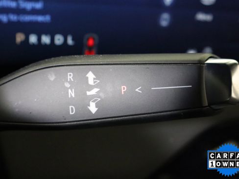 Used 2025 Buick Enclave Preferred image 31