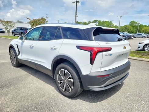 Used 2024 Chevrolet Blazer EV LT AWD/4WD image 3