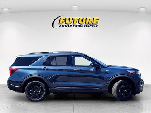 Used 2023 Ford Explorer ST-Line w/ Class IV Trailer Tow Package AWD/4WD image 3