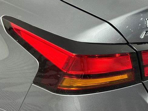 Used 2019 Nissan Altima 2.5 S image 35