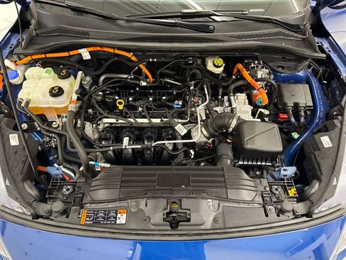 Used 2022 Ford Escape SE w/ Cold Weather Package image 10