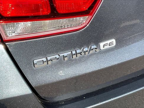 Used 2020 Kia Optima LX image 9