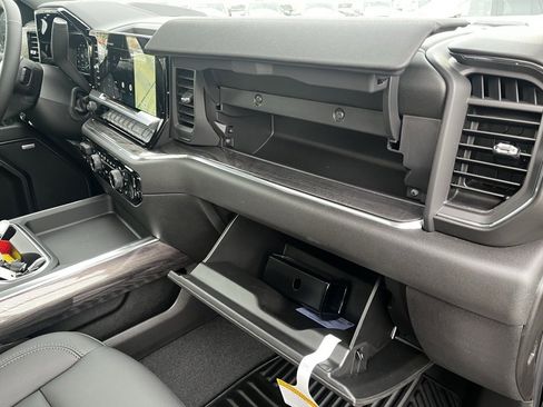 New 2025 Chevrolet Silverado 2500 LTZ w/ LTZ Premium Package image 40