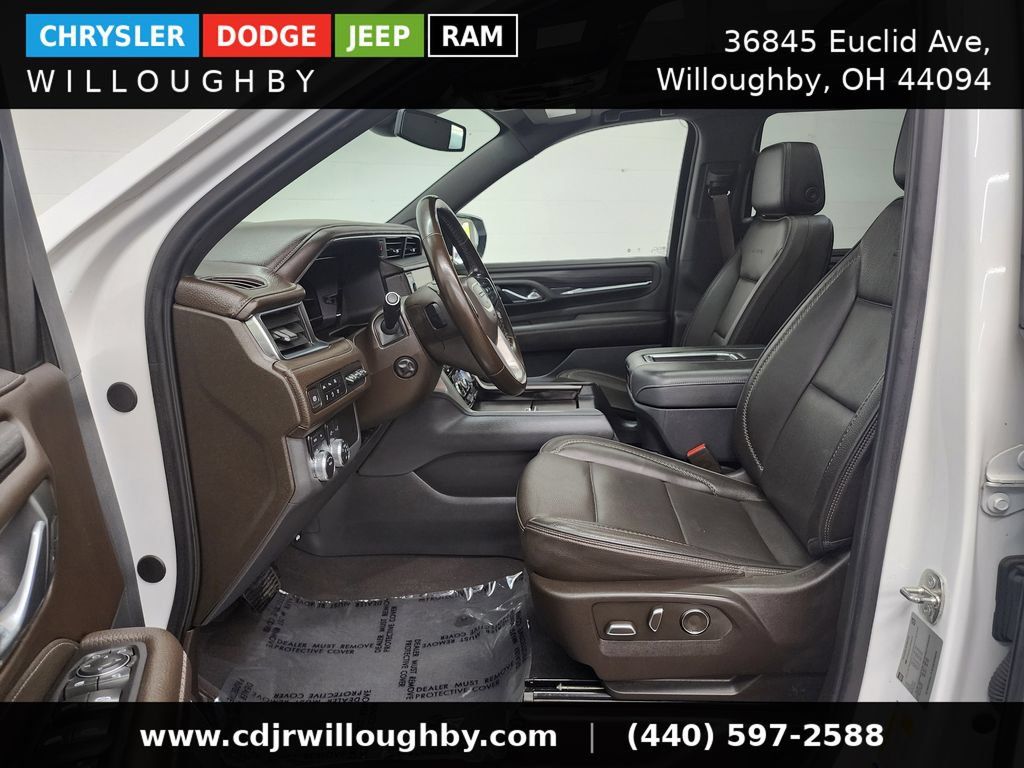 Used 2023 GMC Yukon Denali AWD/4WD image 14