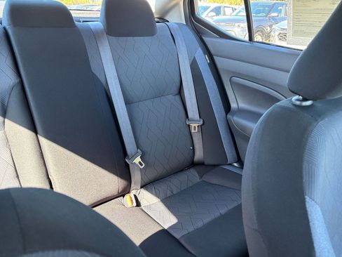Used 2025 Nissan Versa SV image 37