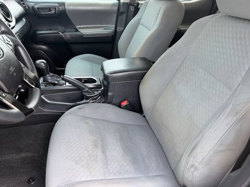 Used 2021 Toyota Tacoma SR AWD/4WD image 10