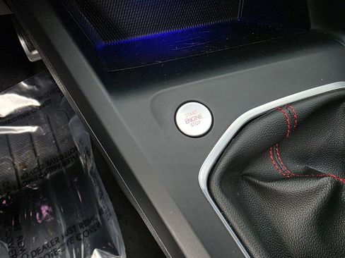 Used 2022 Volkswagen GTI S image 23