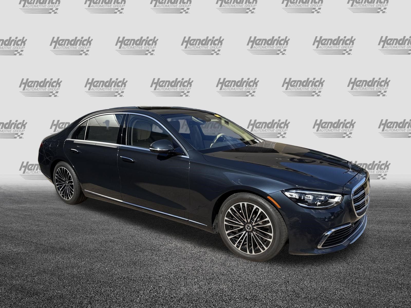Used 2021 Mercedes-Benz S 580 4MATIC Sedan image 2