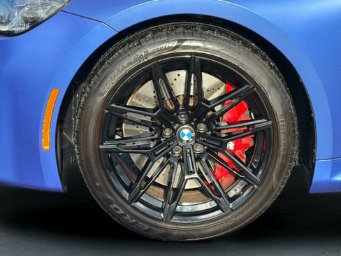 Used 2025 BMW M2 w/ Lighting Package image 33