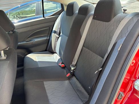 Used 2025 Nissan Versa SV FWD image 21
