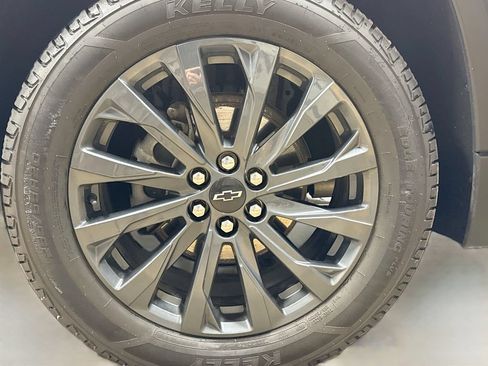 Used 2023 Chevrolet Traverse RS w/ LPO, Floor Liner Package AWD/4WD image 34