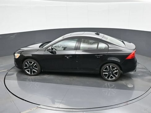 Used 2018 Volvo S60 T5 Dynamic w/ Vision Package FWD image 28