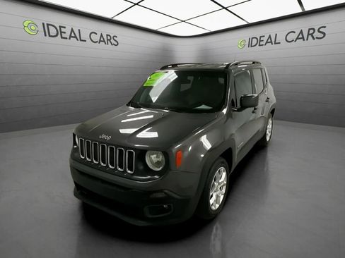 Used 2018 Jeep Renegade Latitude FWD image 1