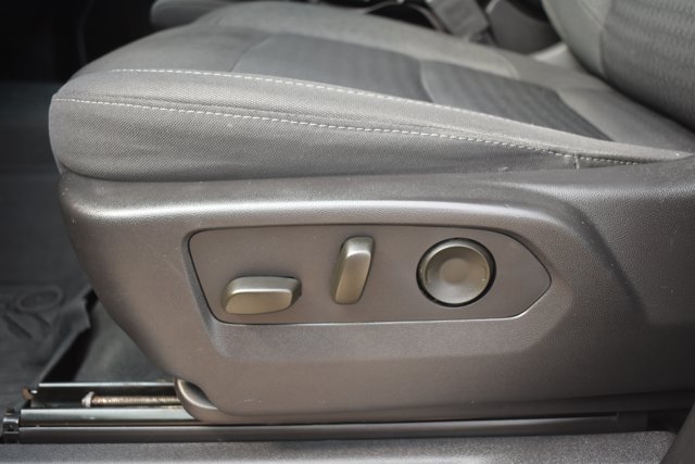 Used 2024 Chevrolet Silverado 2500 LT AWD/4WD image 18