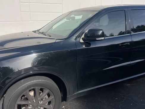 Used 2018 Dodge Durango R/T w/ Blacktop Package AWD/4WD image 2