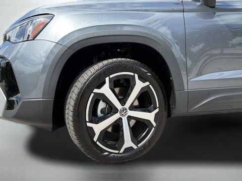New 2026 Volkswagen Taos SEL AWD/4WD image 35