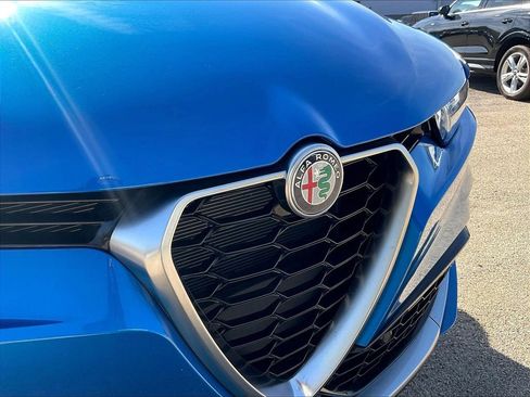 Used 2024 Alfa Romeo Tonale Ti AWD/4WD image 33