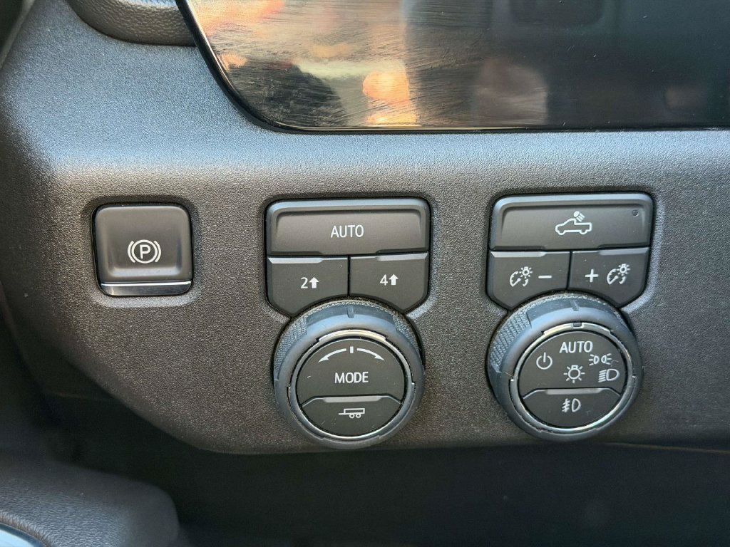 Used 2026 Chevrolet Silverado 1500 RST AWD/4WD image 22
