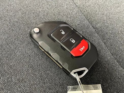 Used 2024 Jeep Wrangler Unlimited Rubicon image 36