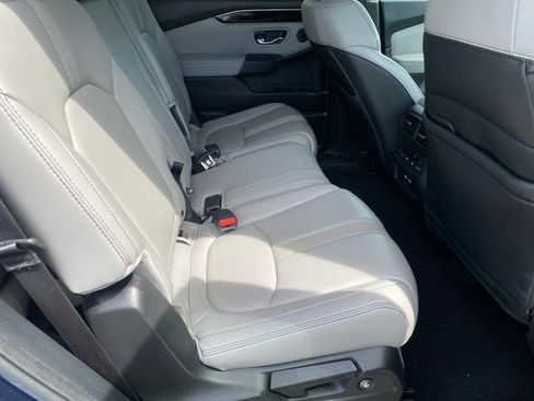 Certified 2023 Honda Pilot Touring image 33