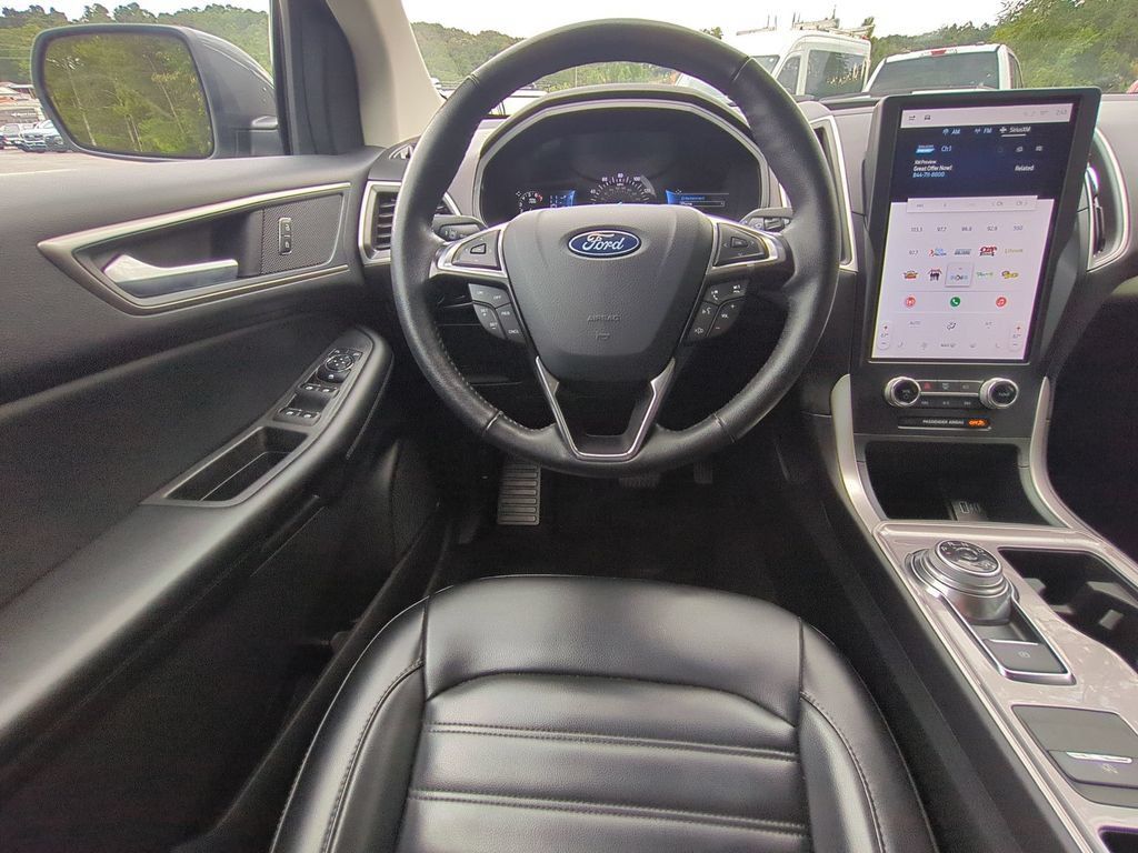 Used 2024 Ford Edge SEL AWD/4WD image 18