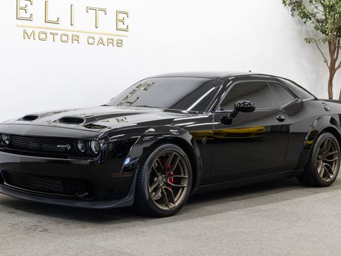 Used 2020 Dodge Challenger SRT Hellcat Redeye RWD image 1